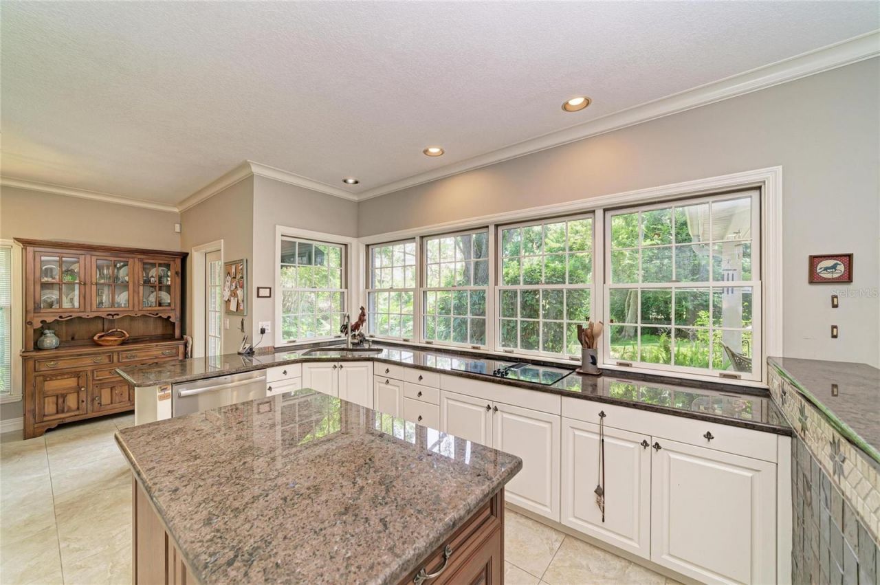3706 Avenida Madera, Bradenton, FL 34210 Photo