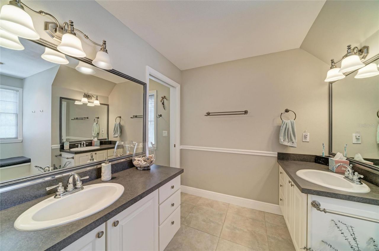 3706 Avenida Madera, Bradenton, FL 34210 Photo