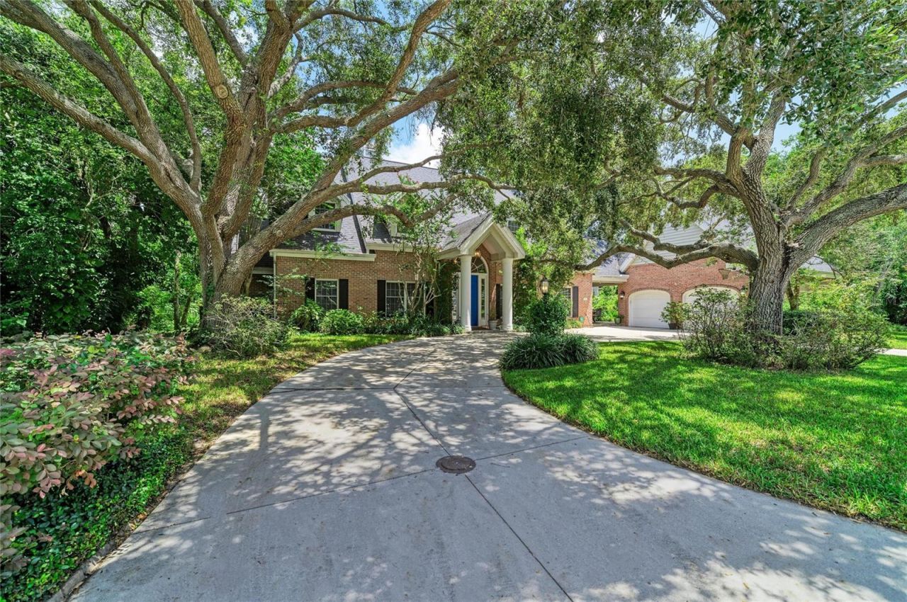 3706 Avenida Madera, Bradenton, FL 34210 Photo