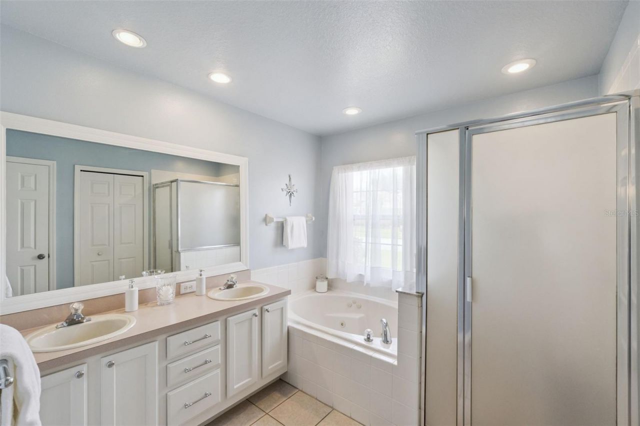 3805 Laurel View Drive , Kissimmee, FL 34744 Photo