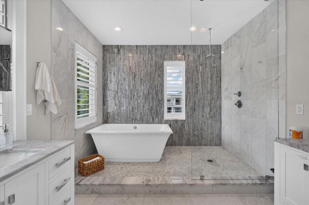 1308 W Plymouth Street, Tampa, FL 33603 Photo