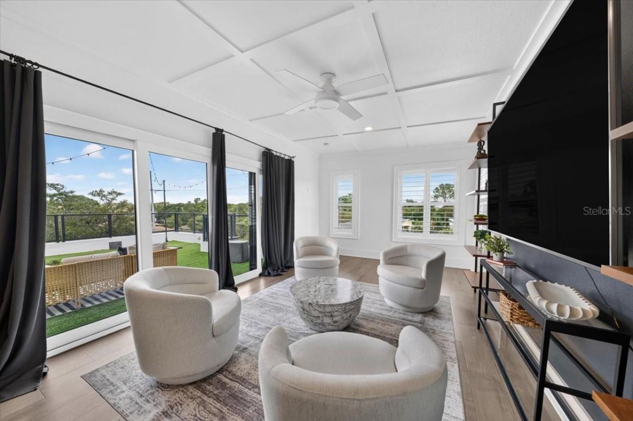 1308 W Plymouth Street, Tampa, FL 33603 Photo