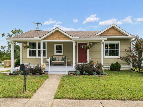 501 Cleves St , Old Hickory, TN 37138