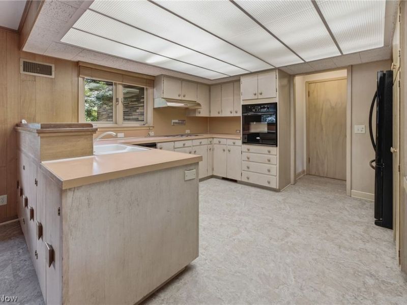 1111 Singing Brook Avenue NW, Massillon, OH 44646 Photo 19