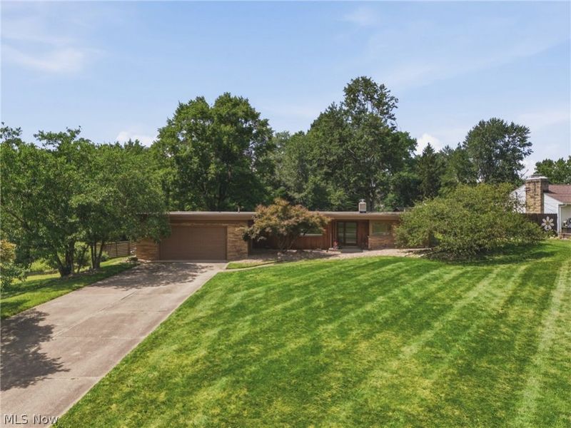 1111 Singing Brook Avenue NW, Massillon, OH 44646 Photo 2