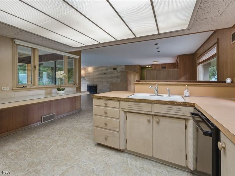 1111 Singing Brook Avenue NW, Massillon, OH 44646 Photo 22