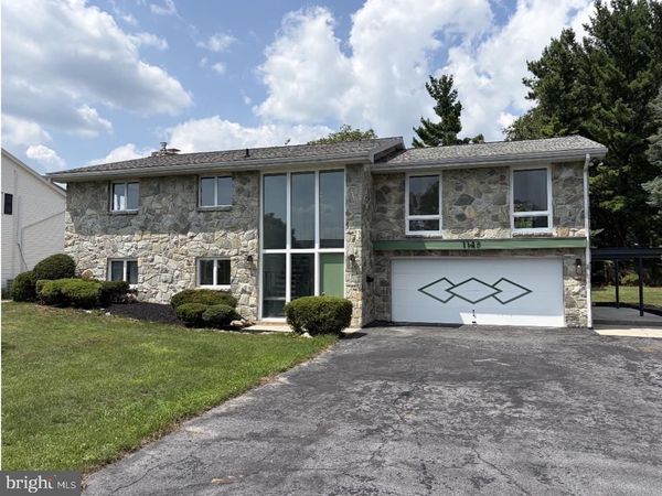 1147 CEDAR CREST DRIVE, LEBANON, PA 17046