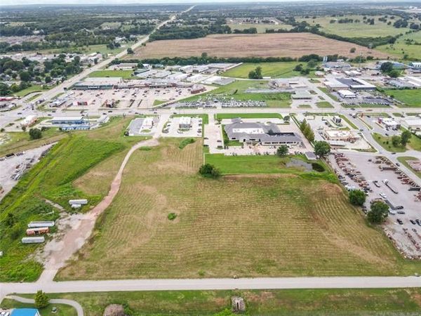 408 N Armstrong Street, Bixby, OK 74008
