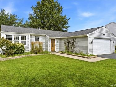 9 Partridge Walk, Lancaster, NY 14086