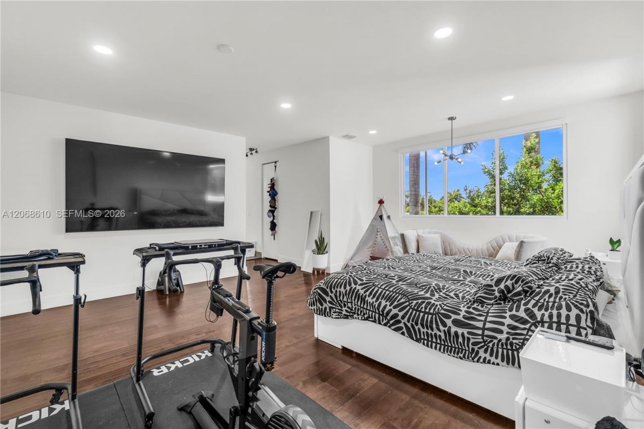 9730 NW 74th Ter , Doral, FL 33178 Photo