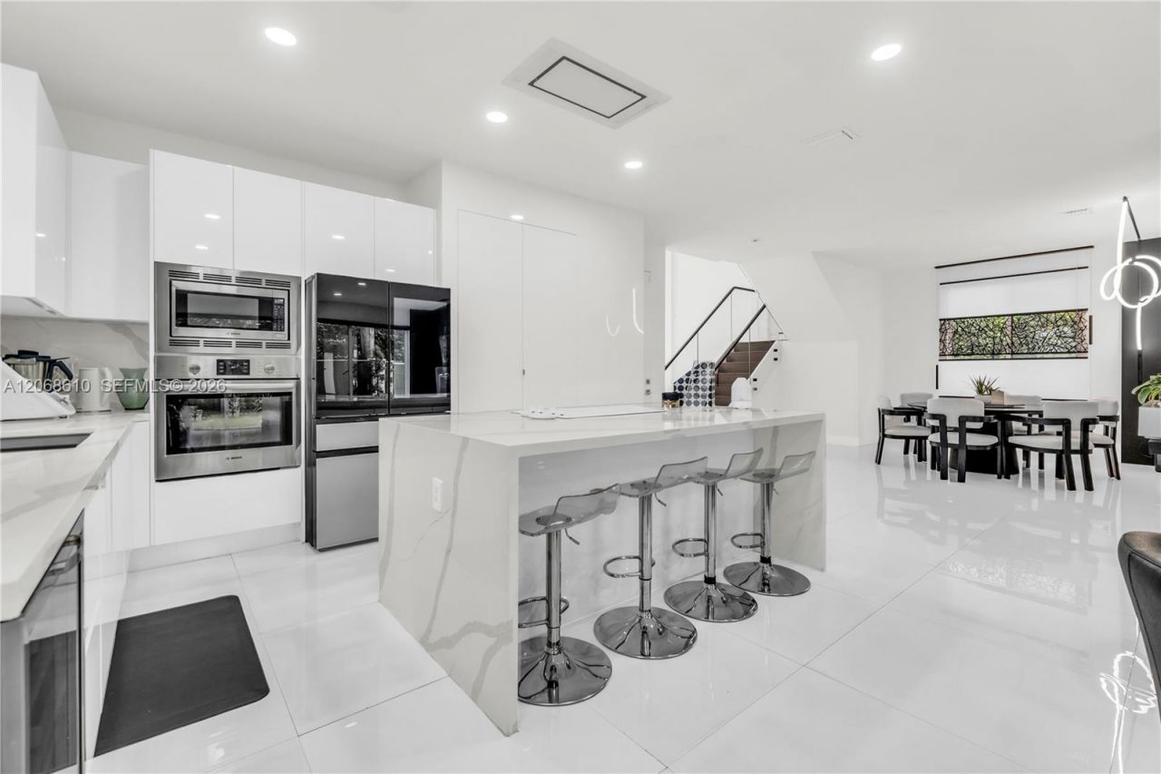9730 NW 74th Ter , Doral, FL 33178 Photo
