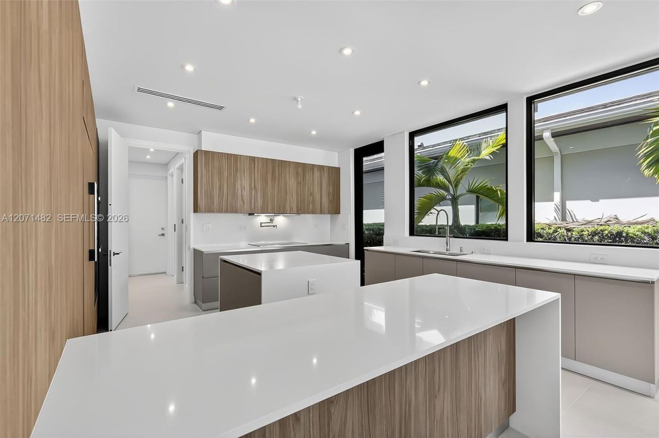 620 Solar Isle Dr , Fort Lauderdale, FL 33301 Photo