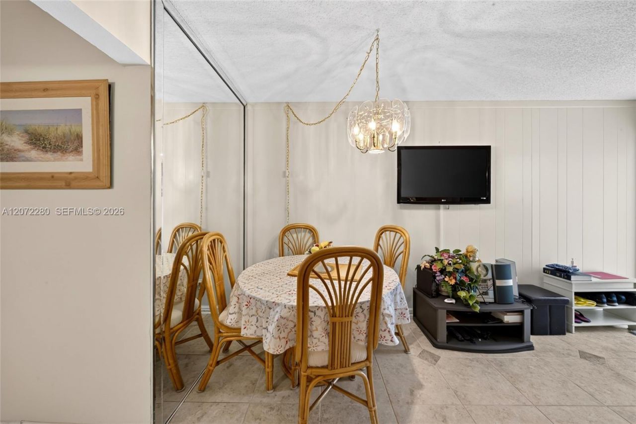 1001 Atlantic Shores Blvd , Unit 110, Hallandale Beach, FL 33009 Photo