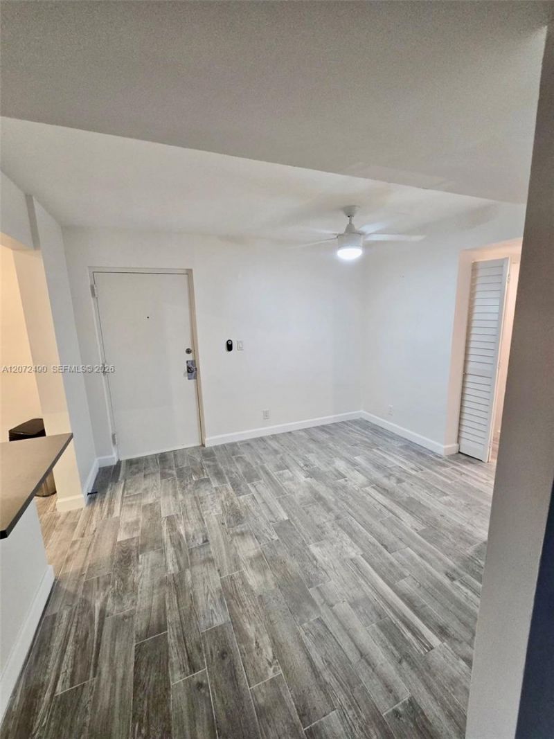 470 NW 20th St , Unit 201, Boca Raton, FL 33431 Photo