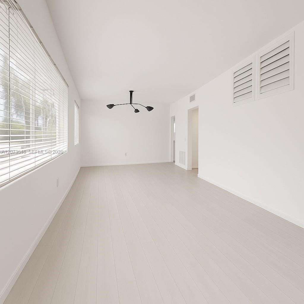 1110 Venetian Way , Unit 2B, Miami, FL 33139 Photo