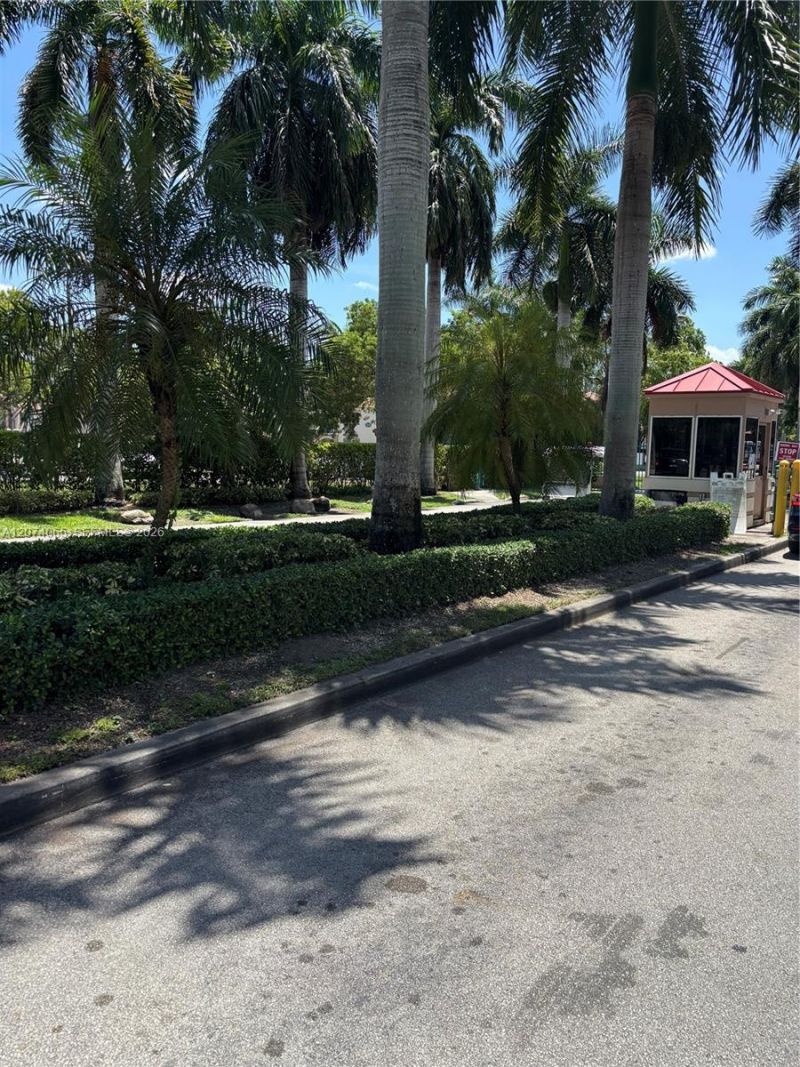 2910 SE 13th Rd , Unit 105-44, Homestead, FL 33035 Photo