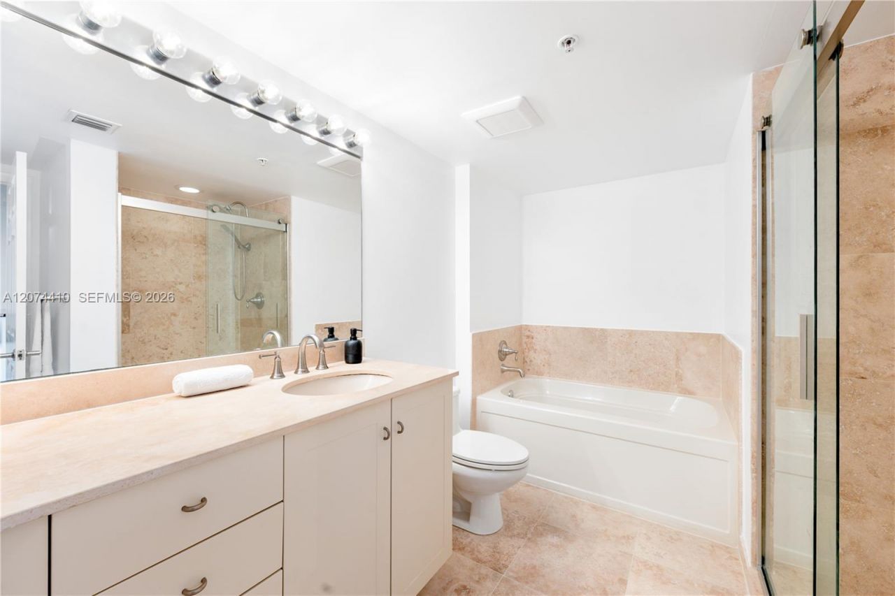 3232 Coral Way , Unit 1507, Miami, FL 33145 Photo