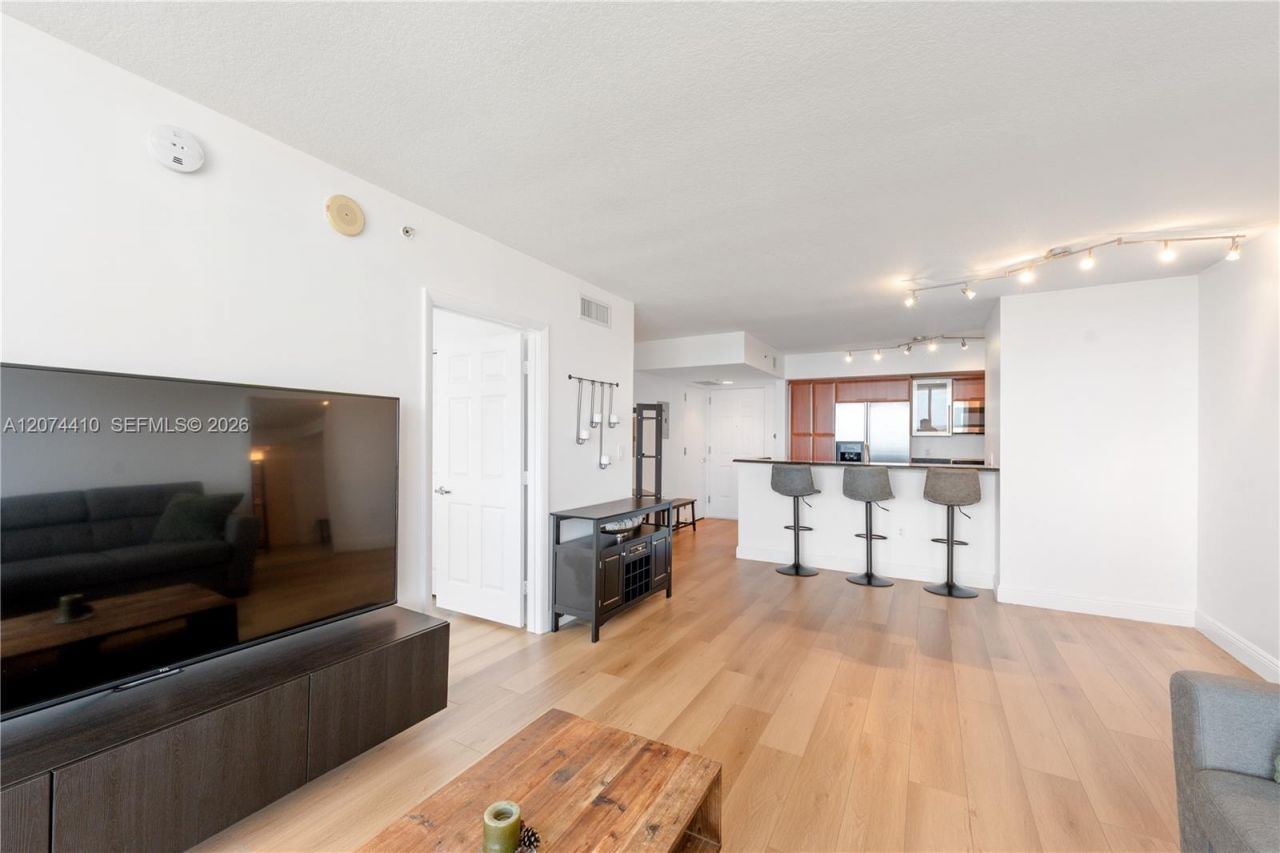 3232 Coral Way , Unit 1507, Miami, FL 33145 Photo