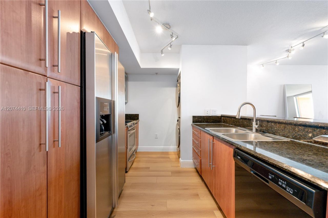 3232 Coral Way , Unit 1507, Miami, FL 33145 Photo