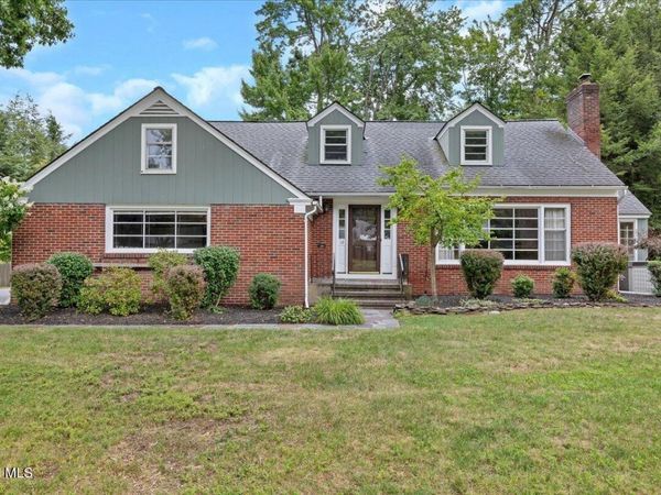 12 Brookside Drive, Delmar, NY 12054