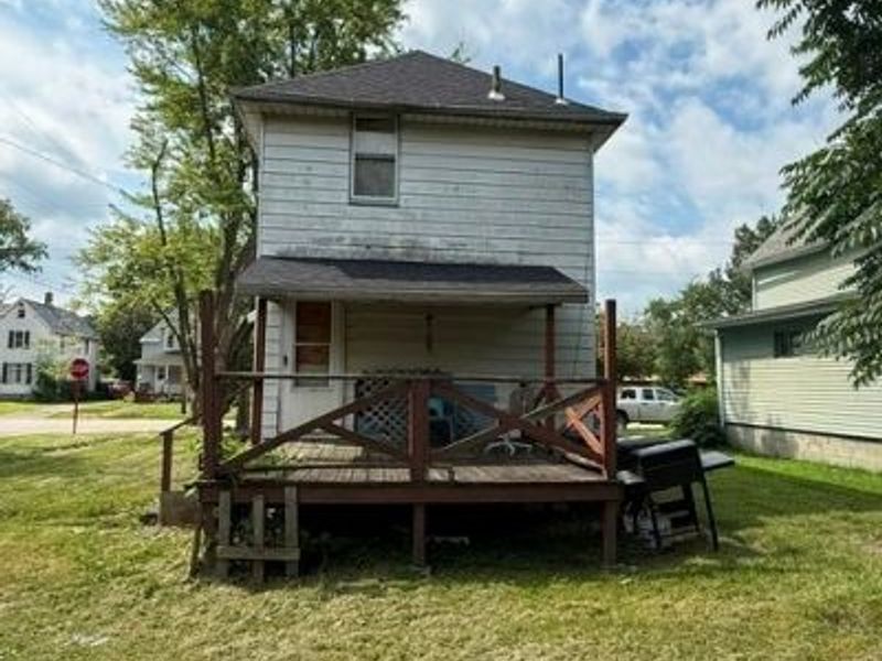 506 Hall Street NW, Warren, OH 44483 Photo 3