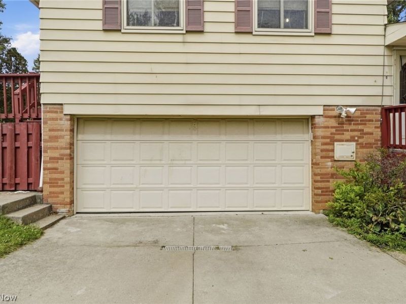 744 Edwards Drive, Berea, OH 44017 Photo 14