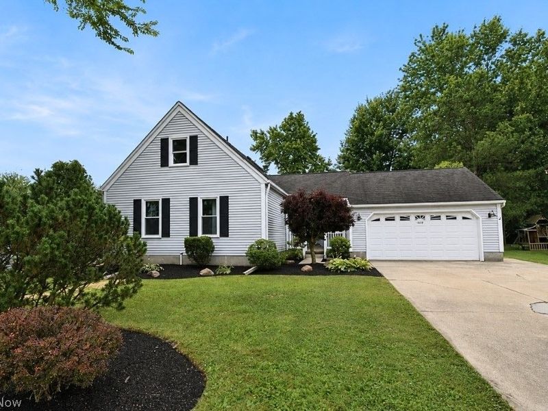 1654 Duffton Lane , Painesville Township, OH 44077 Photo 2