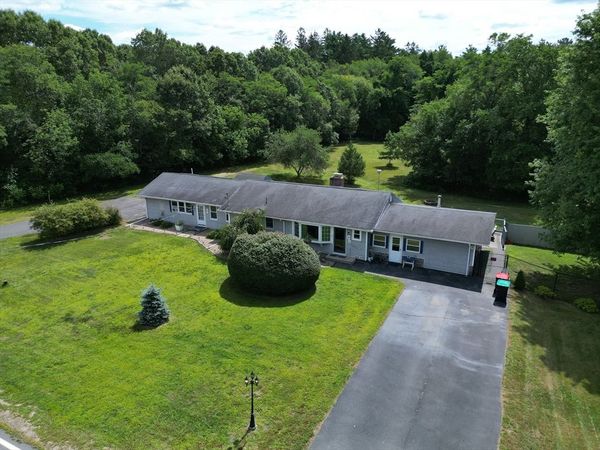 2-4 Long Point Rd, Lakeville, MA 02347