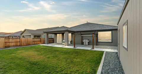 1054 Iron King Drive, Sparks, NV 89441 Photo