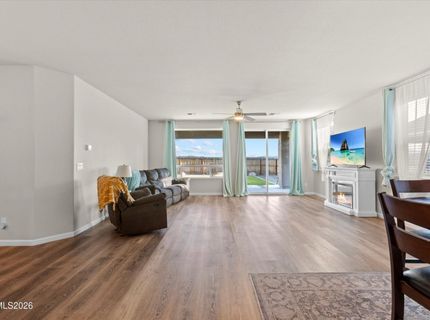 1054 Iron King Drive, Sparks, NV 89441 Photo