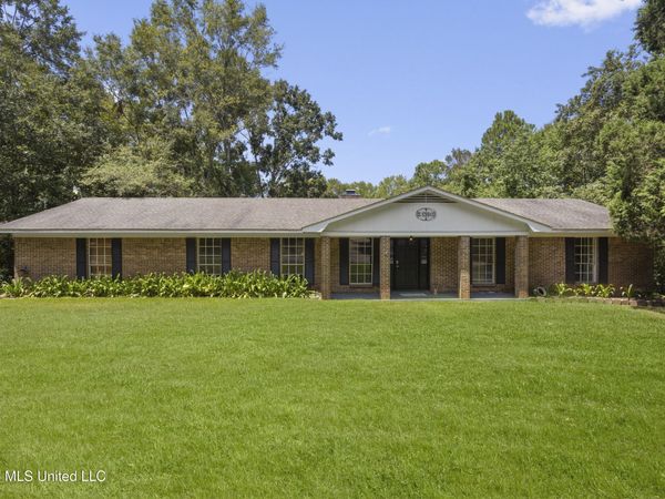 2236 Brookside Drive, Gautier, MS 39553