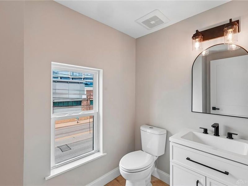 3908 Edwards Road, Unit B, Cincinnati, OH 45209 Photo 23