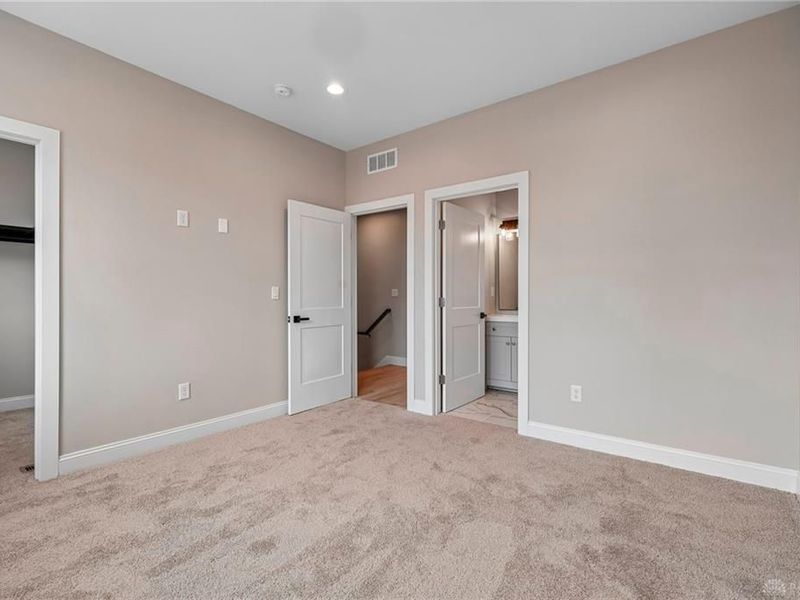 3908 Edwards Road, Unit B, Cincinnati, OH 45209 Photo 32