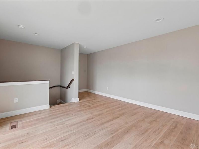3908 Edwards Road, Unit B, Cincinnati, OH 45209 Photo 35