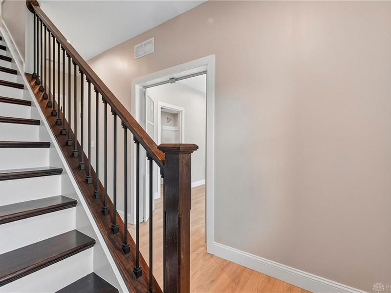 3908 Edwards Road, Unit B, Cincinnati, OH 45209 Photo 8