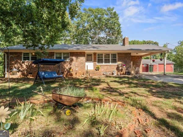 25 Dubignon Drive, Toccoa, GA 30577