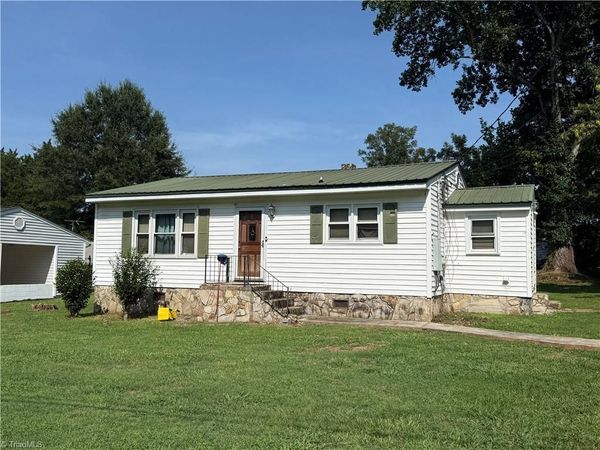 3364 Beavercreek Road , Randleman, NC 27317