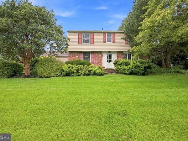 221 TAYLORS MILL ROAD, WEST CHESTER, PA 19380