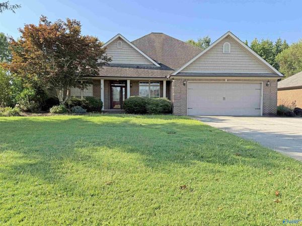 22880 Big Oak Drive, Athens, AL 35613