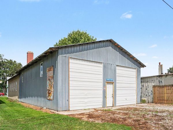 123 W Jackson Drive, Tekonsha, MI 49092