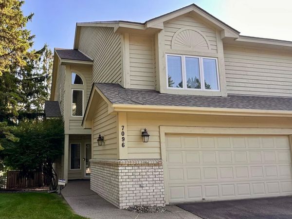 7096 Cahill Road, Edina, MN 55439