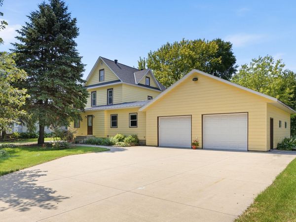 120 3rd Street W, Hector, MN 55342