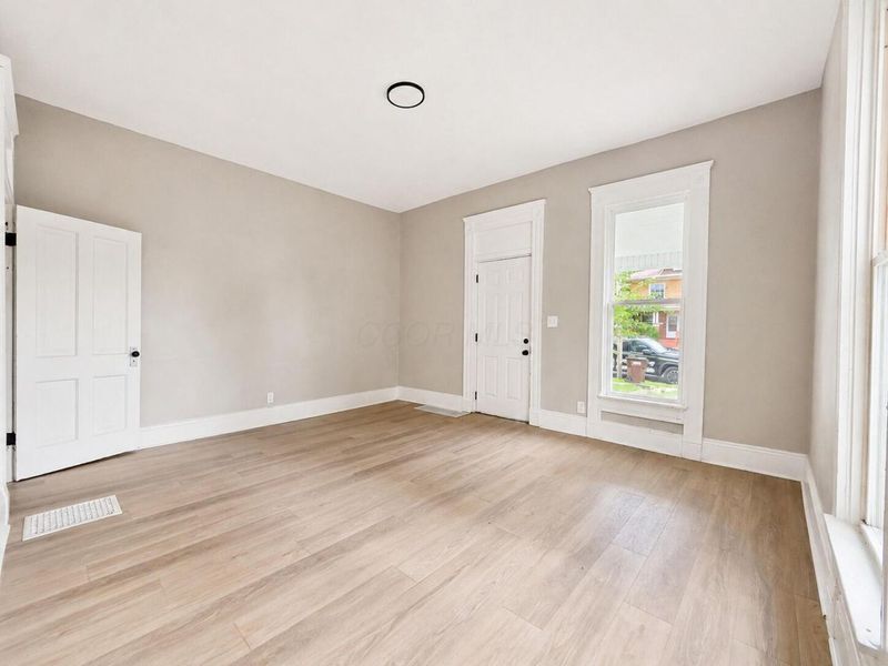 131 E Southern Avenue, Springfield, OH 45505 Photo 5