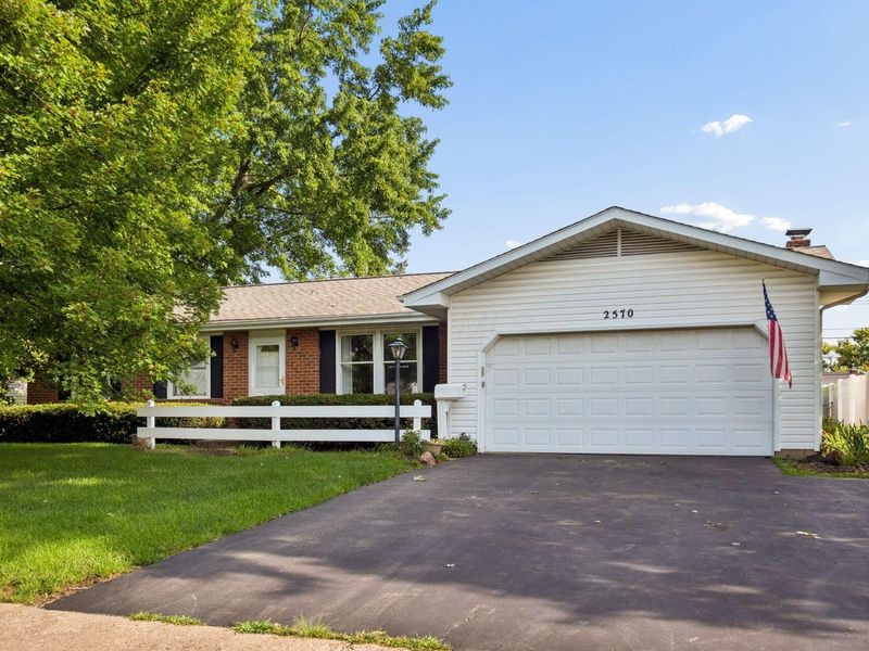 2570 McDonald Court, Grove City, OH 43123 Photo 1