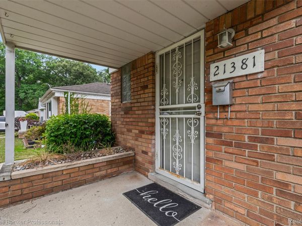 21381 Kipling Street, Oak Park, Mi 48237