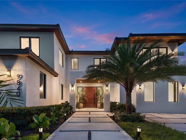 9840 SW 73rd Ct, Pinecrest, FL 33156