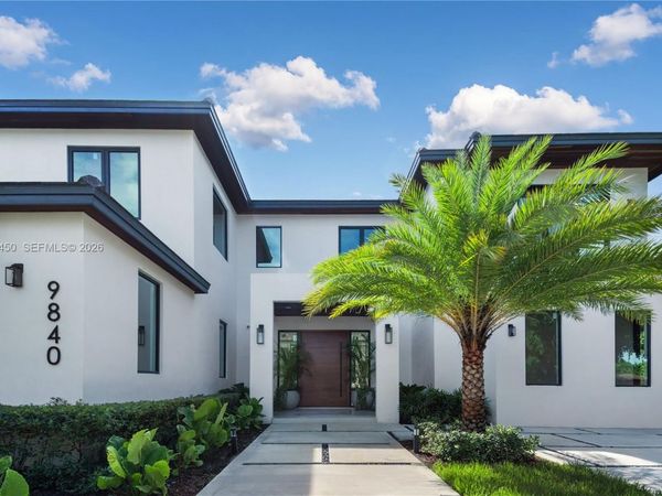 9840 SW 73rd Ct, Pinecrest, FL 33156