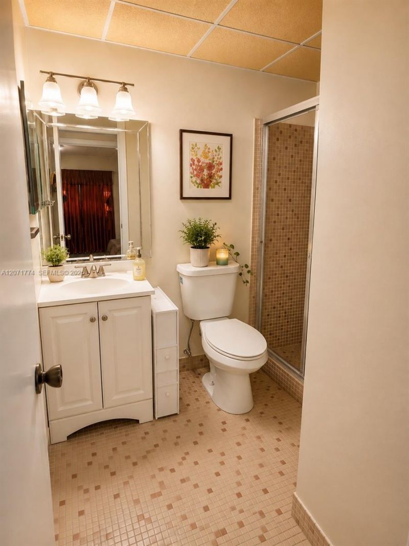 9964 N Belfort Cir , Unit 201, Tamarac, FL 33321 Photo