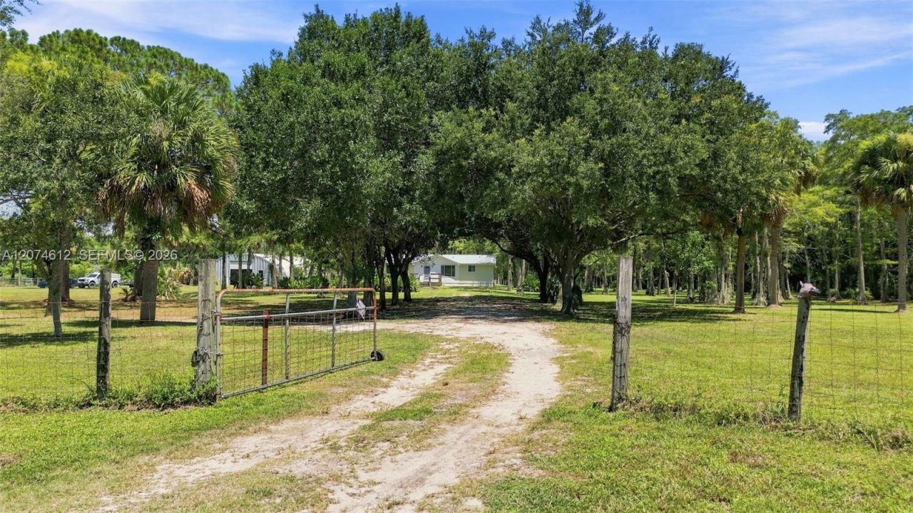 5108 N 206th Ter N , Loxahatchee, FL 33470 Photo