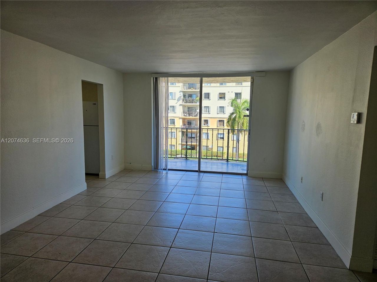 9320 Fontainebleau Blvd , Unit 401, Miami, FL 33172 Photo